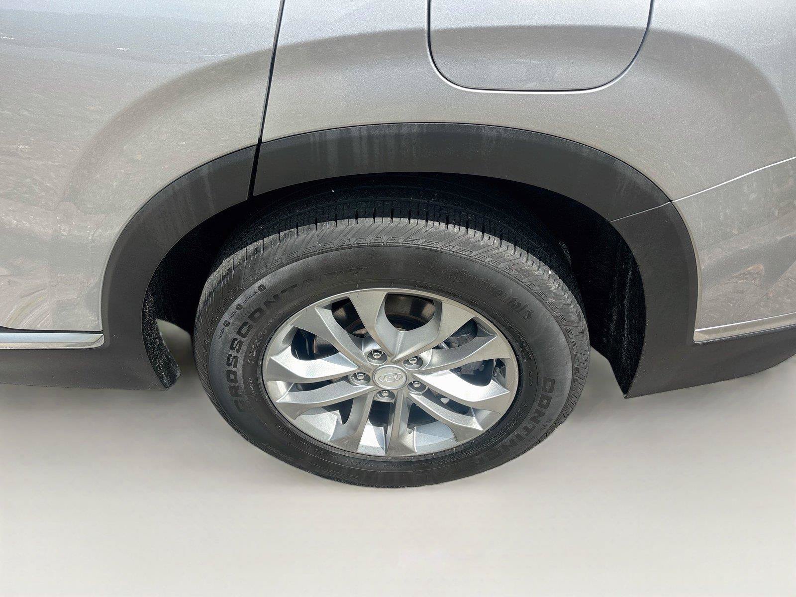 Used 2020 Hyundai Santa Fe SEL FWD image 30