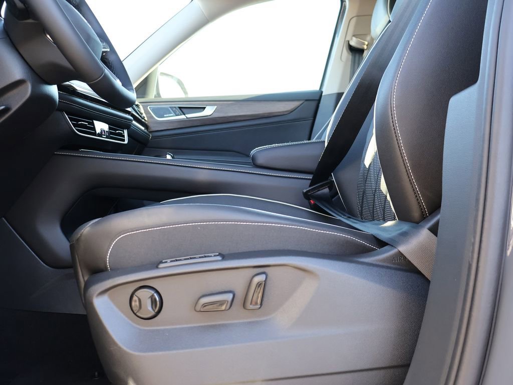 New 2026 Volkswagen Atlas SEL Premium R-Line image 43