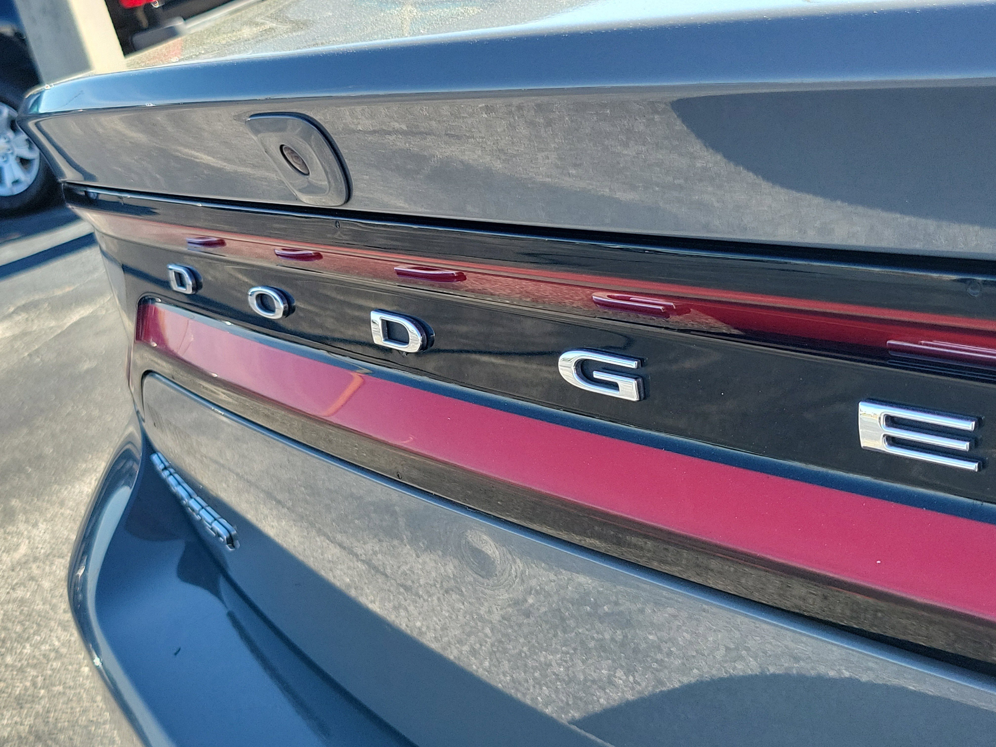 Used 2023 Dodge Charger SXT image 8