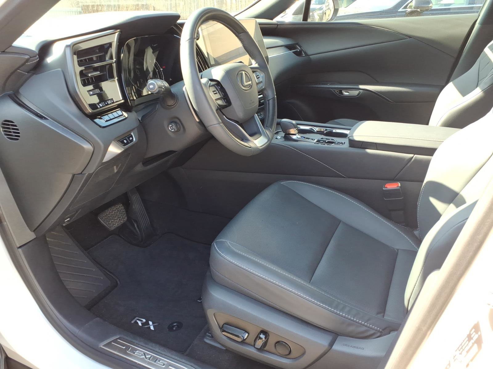 Used 2024 Lexus RX 350 Premium w/ Kick Sensor & Tow Package image 15