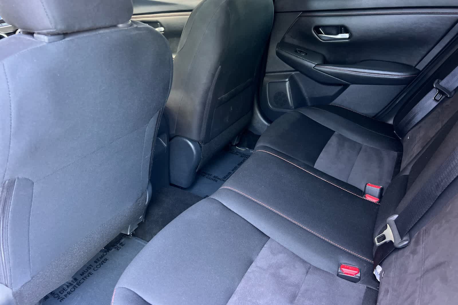 Used 2025 Nissan Sentra SR w/ Midnight Edition FWD image 4