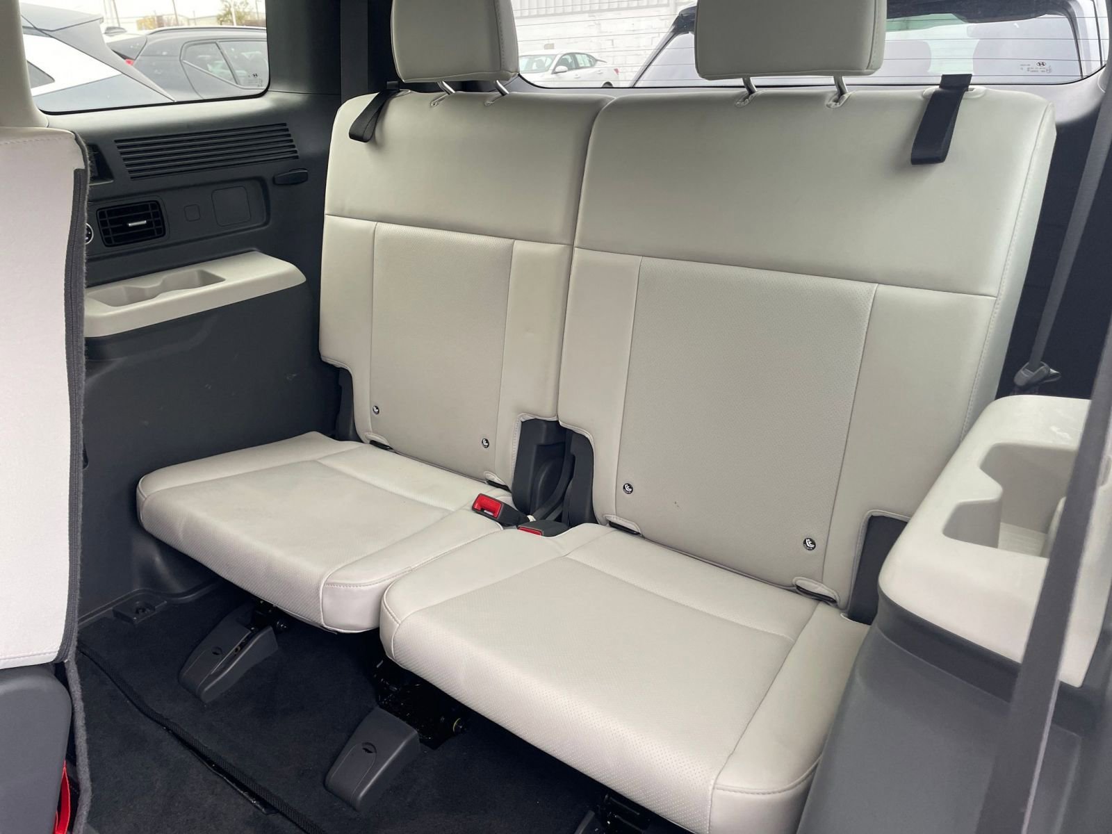 Used 2025 Hyundai Santa Fe SEL image 17