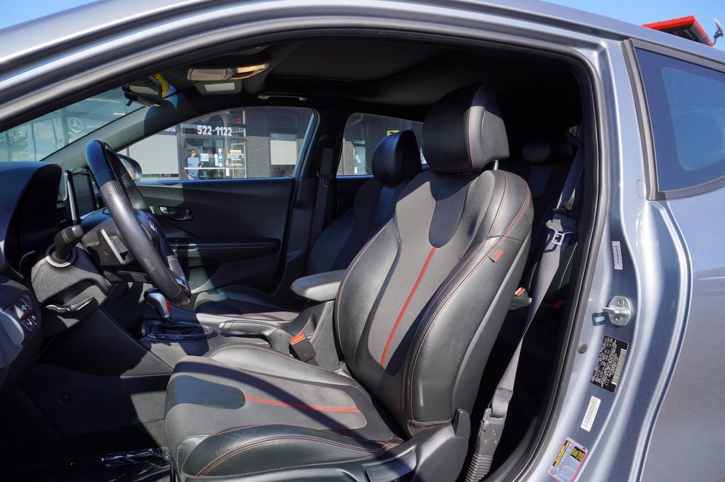 Used 2019 Hyundai Veloster Turbo image 25
