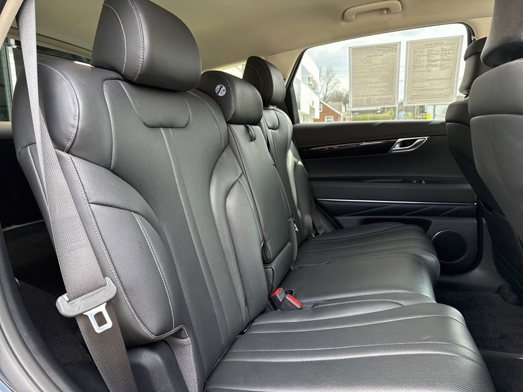 Used 2025 Genesis GV80 2.5T Standard image 25