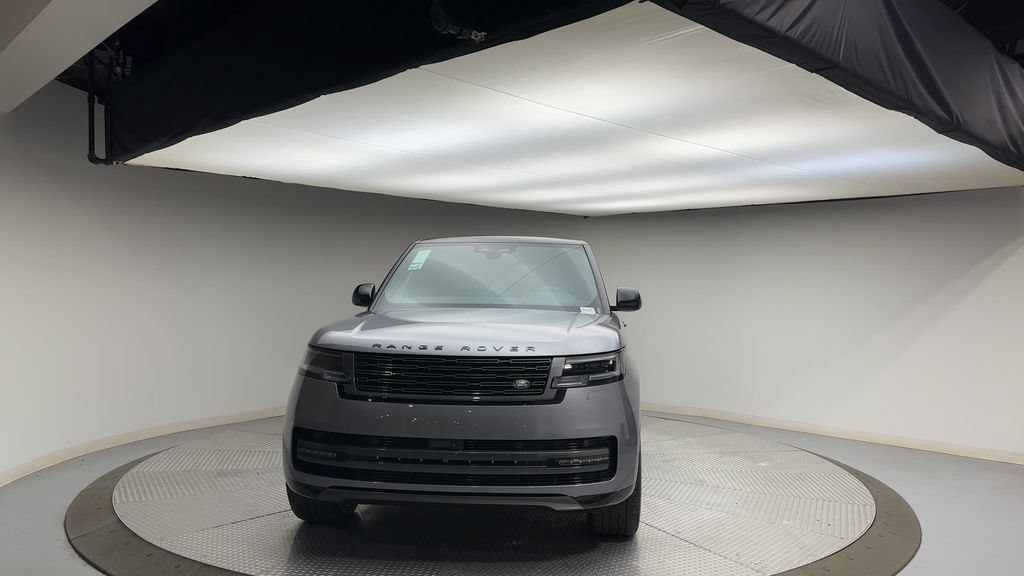 Certified 2025 Land Rover Range Rover Autobiography AWD/4WD image 3