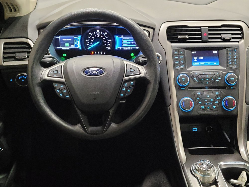 Used 2018 Ford Fusion S image 22