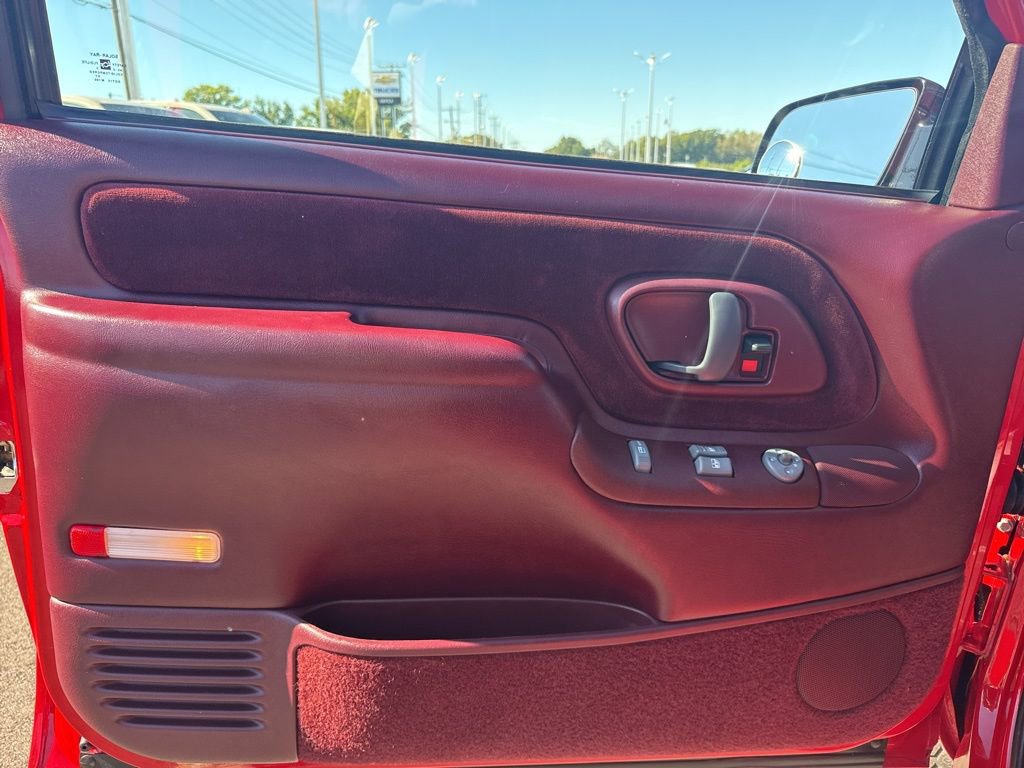 Used 1995 Chevrolet Silverado 1500 4x4 Extended Cab image 21