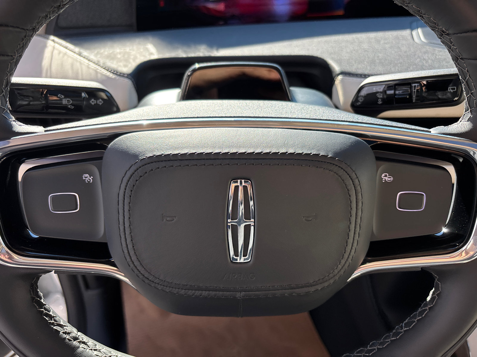 New 2027 Lincoln Navigator Reserve AWD/4WD image 15