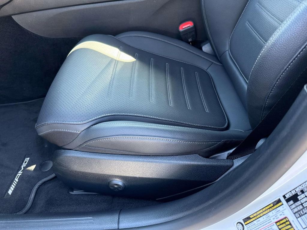 Used 2024 Mercedes-Benz C 300 Sedan image 16