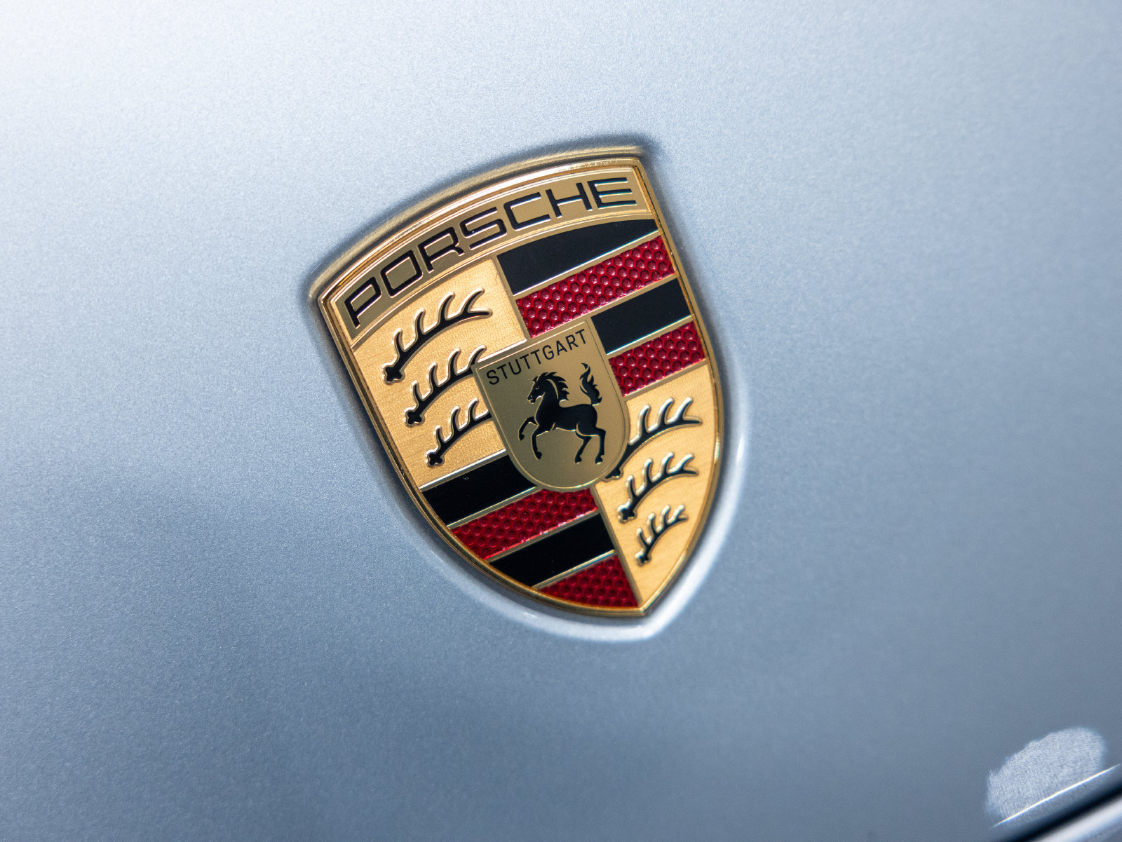 Certified 2025 Porsche Macan 4S Electric AWD/4WD image 15