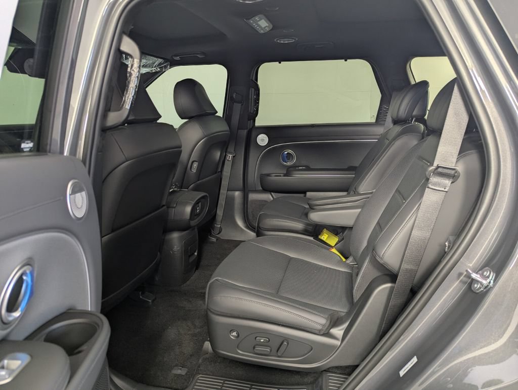 New 2026 Hyundai Palisade Calligraphy FWD image 23