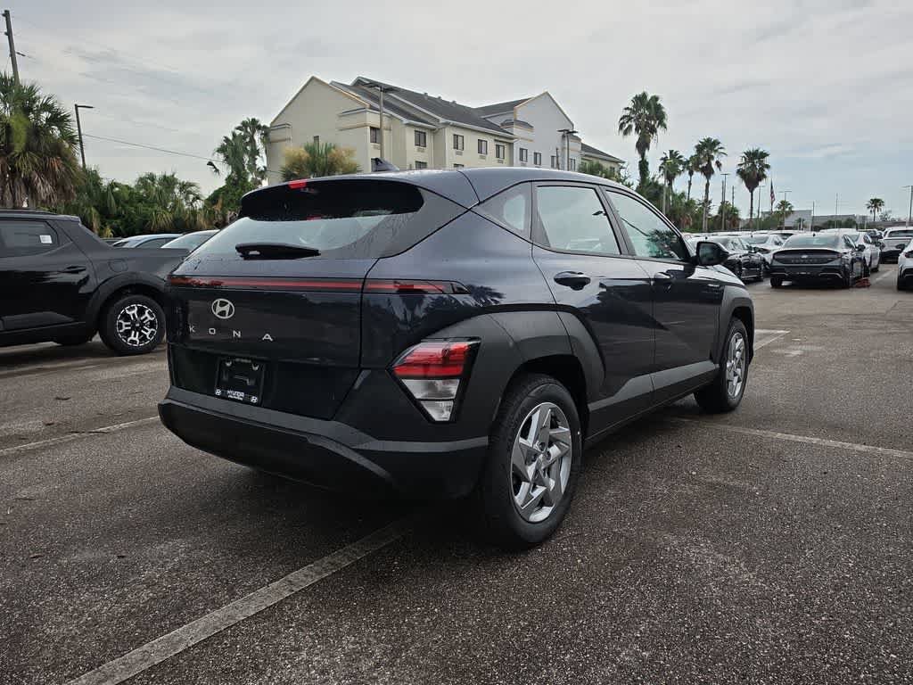 New 2027 Hyundai Kona SE FWD image 7