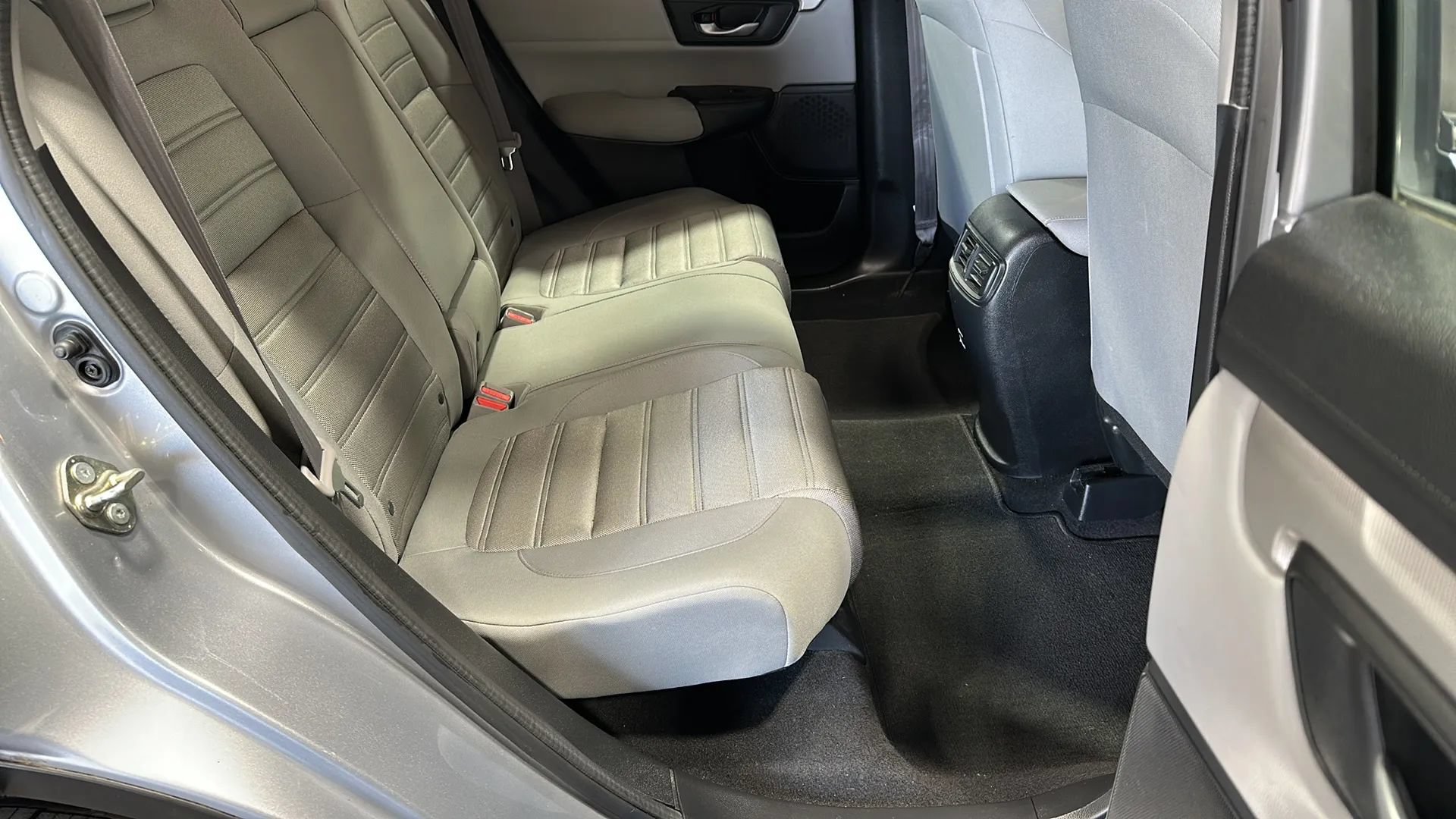 Used 2017 Honda CR-V LX image 14