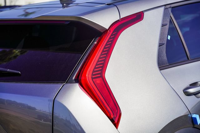 New 2026 Kia Niro LX FWD image 8