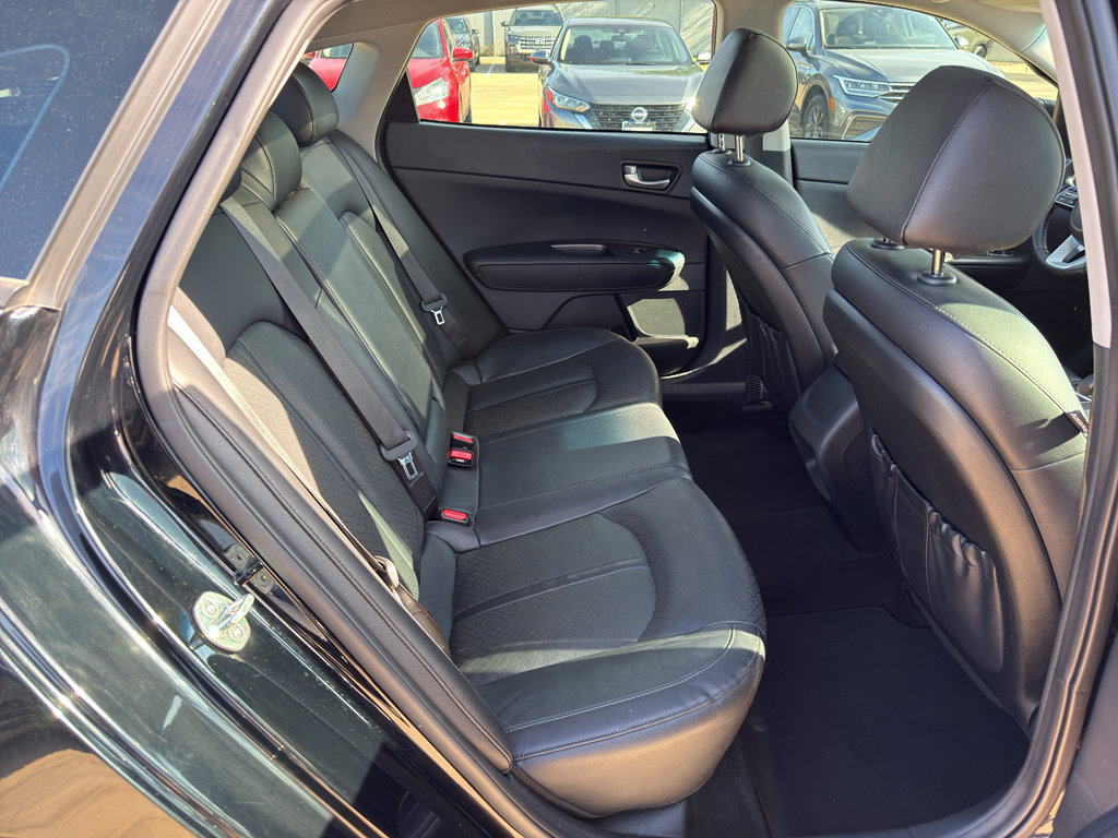 Used 2020 Kia Optima SE image 27