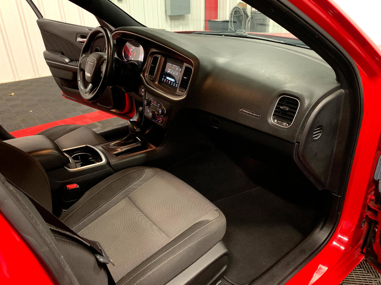 Used 2022 Dodge Charger SXT image 48