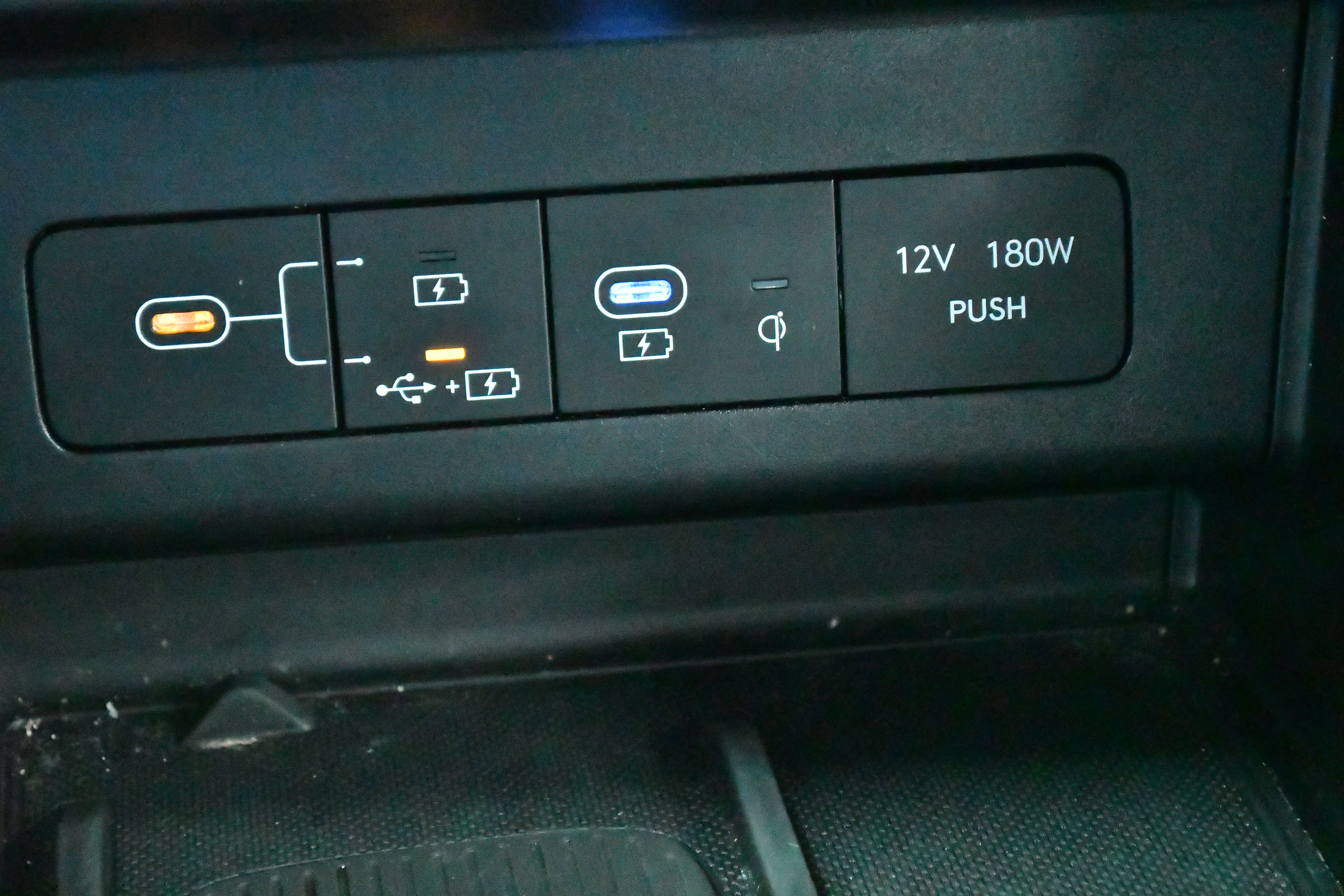 Used 2025 Hyundai Sonata SEL FWD image 27