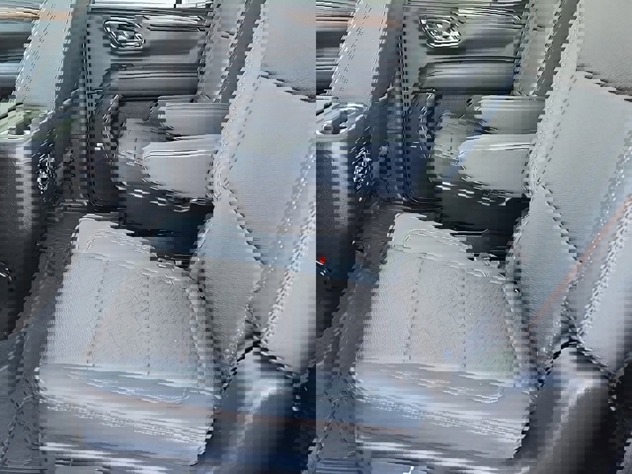 Used 2024 Chevrolet Tahoe High Country w/ Premium Package 2 image 28