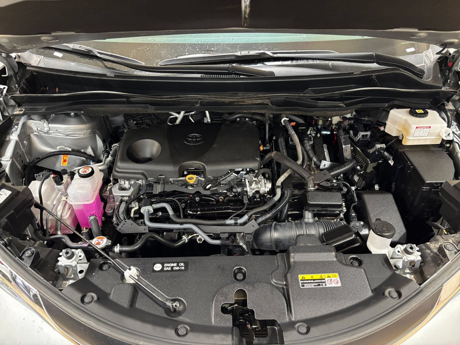 Used 2025 Toyota Sienna XLE FWD image 34