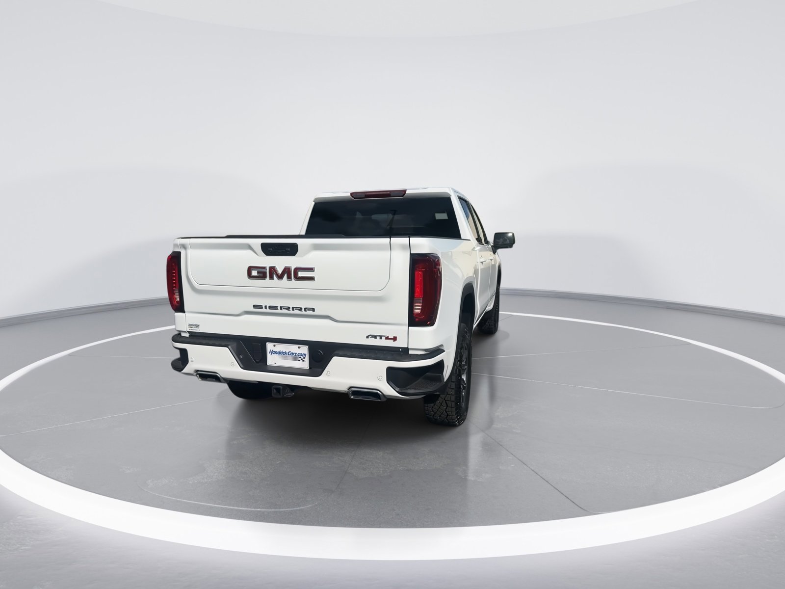 Used 2025 GMC Sierra 1500 AT4 image 8
