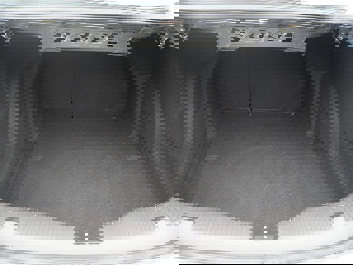 Used 2017 Chevrolet Cruze LT w/ Convenience Package image 31