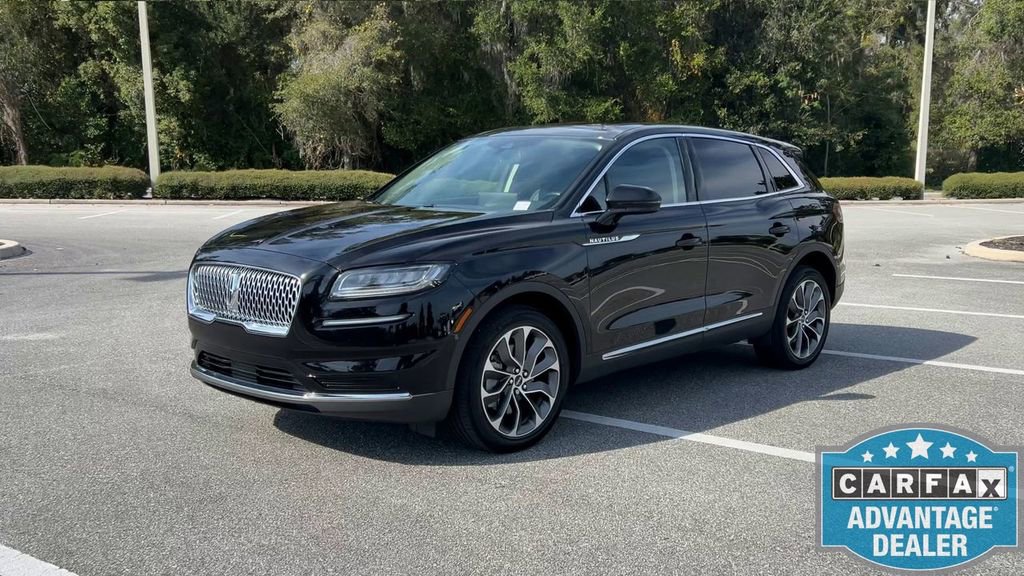 Used 2022 Lincoln Nautilus Reserve image 4