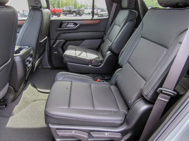 New 2026 GMC Yukon Denali w/ Sun & Power Step Package image 17