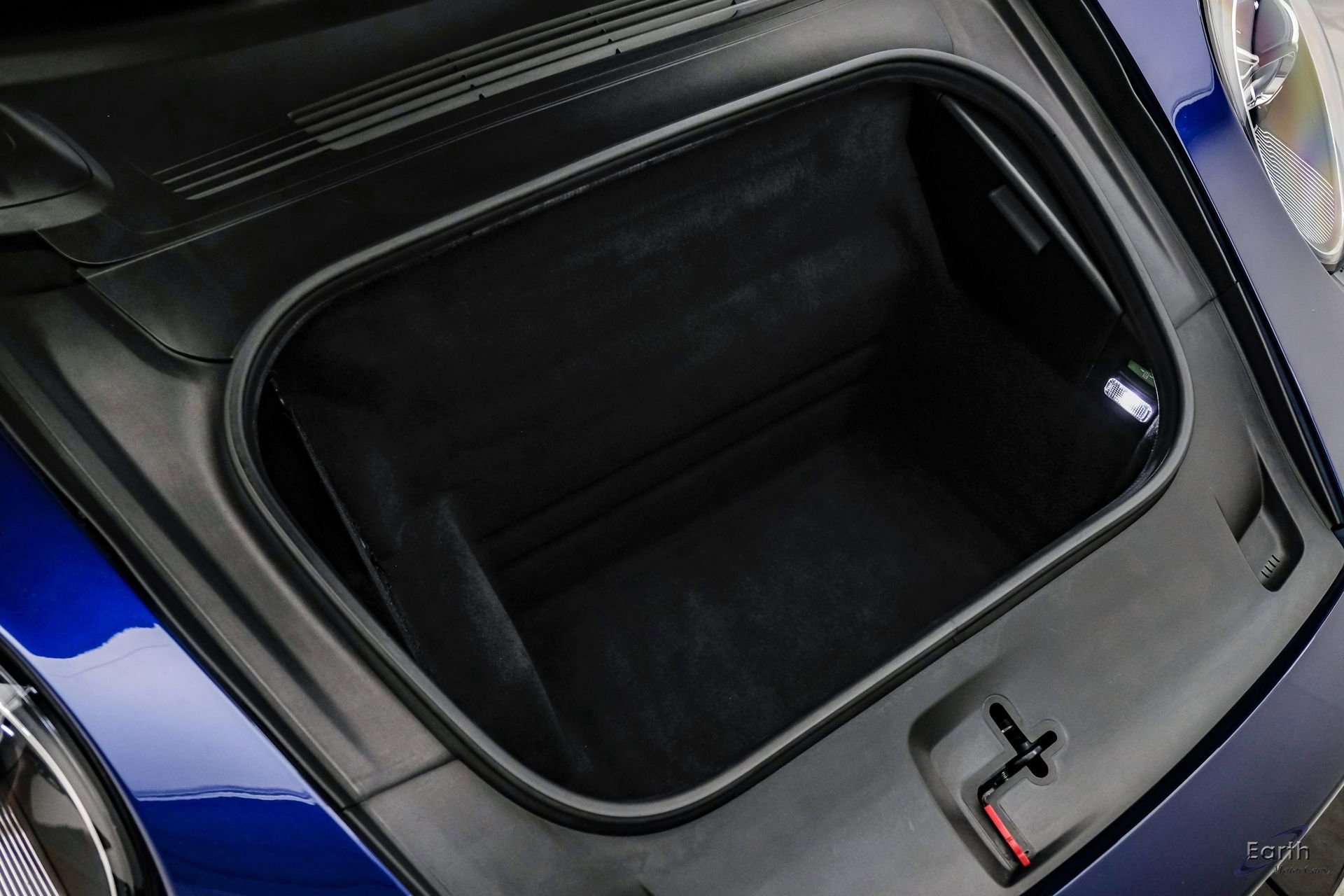 Used 2021 Porsche 911 Turbo image 98