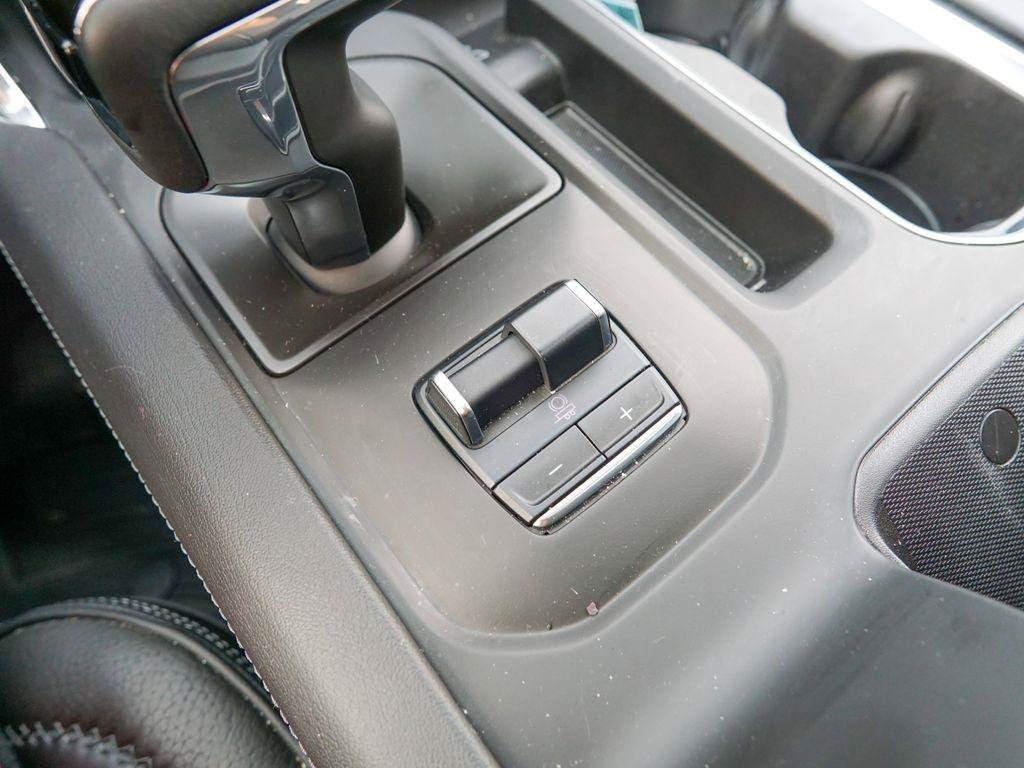Used 2024 GMC Sierra 1500 Denali AWD/4WD image 31
