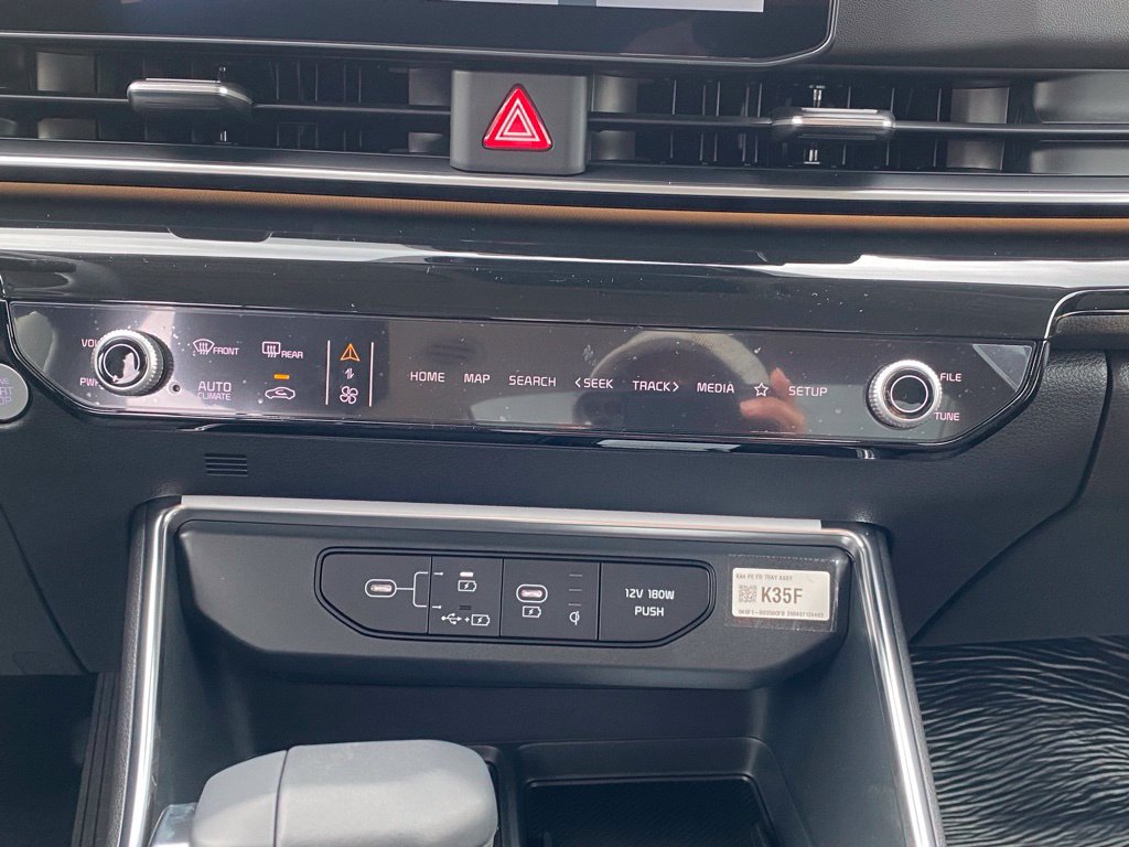 New 2026 Kia Carnival SX Prestige FWD image 17