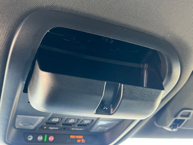 Used 2023 Buick Enclave Avenir w/ Avenir Technology Package image 40