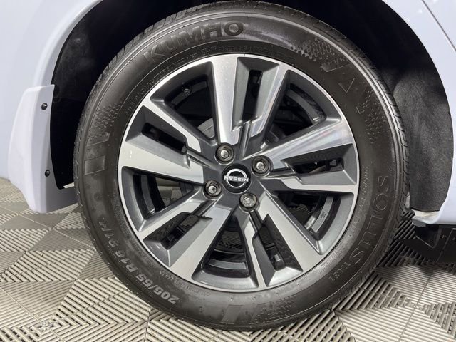 New 2025 Nissan Versa SV w/ Trunk Package image 15