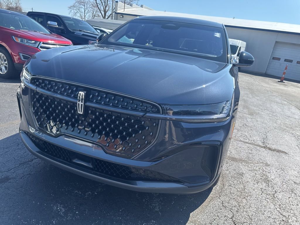 Used 2024 Lincoln Nautilus Premier w/ Jet Appearance Package image 56