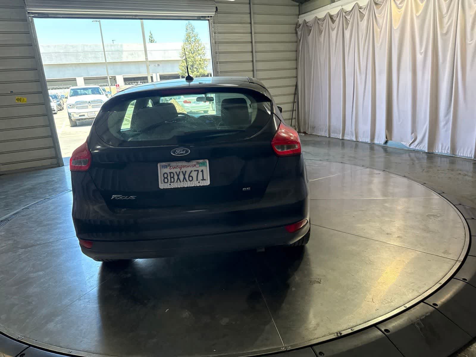 Used 2018 Ford Focus SE FWD image 6