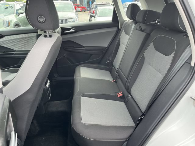 Used 2023 Volkswagen Taos S FWD image 17