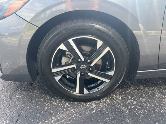 Used 2024 Nissan Sentra SV FWD image 5