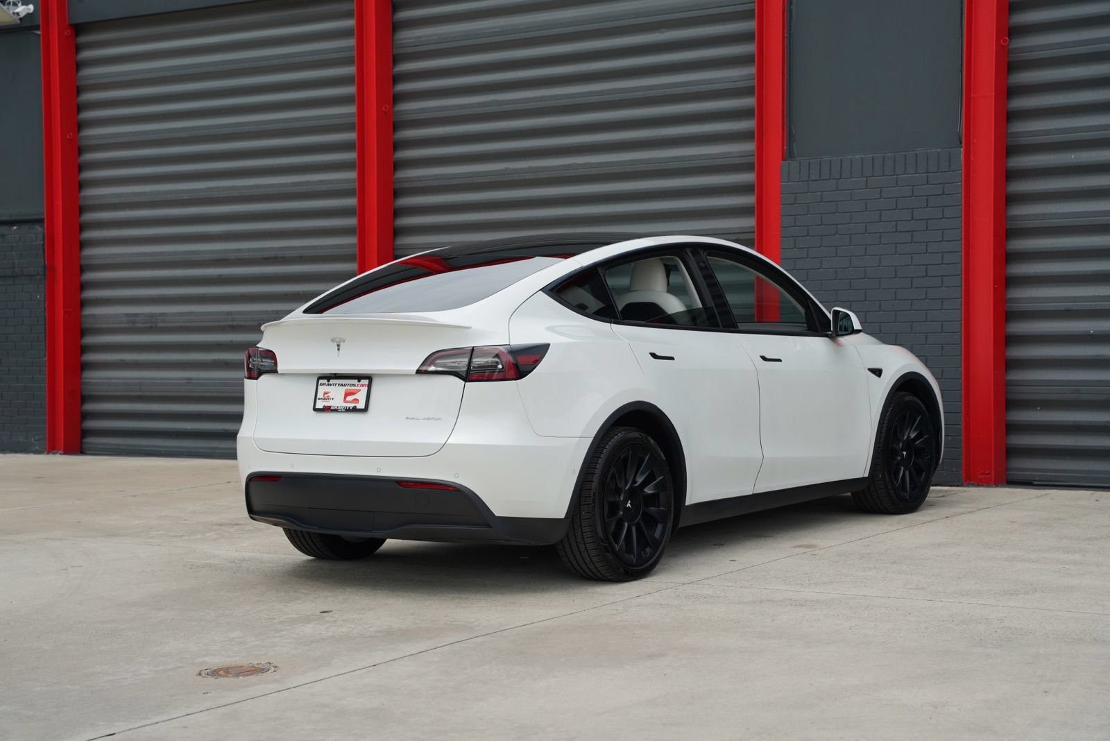 Used 2020 Tesla Model Y Long Range AWD/4WD image 10