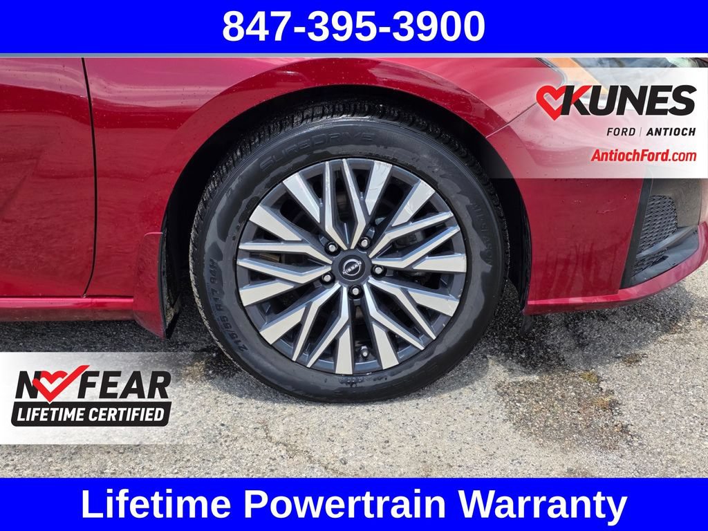 Used 2024 Nissan Altima 2.5 SV w/ SV Premium Package FWD image 13