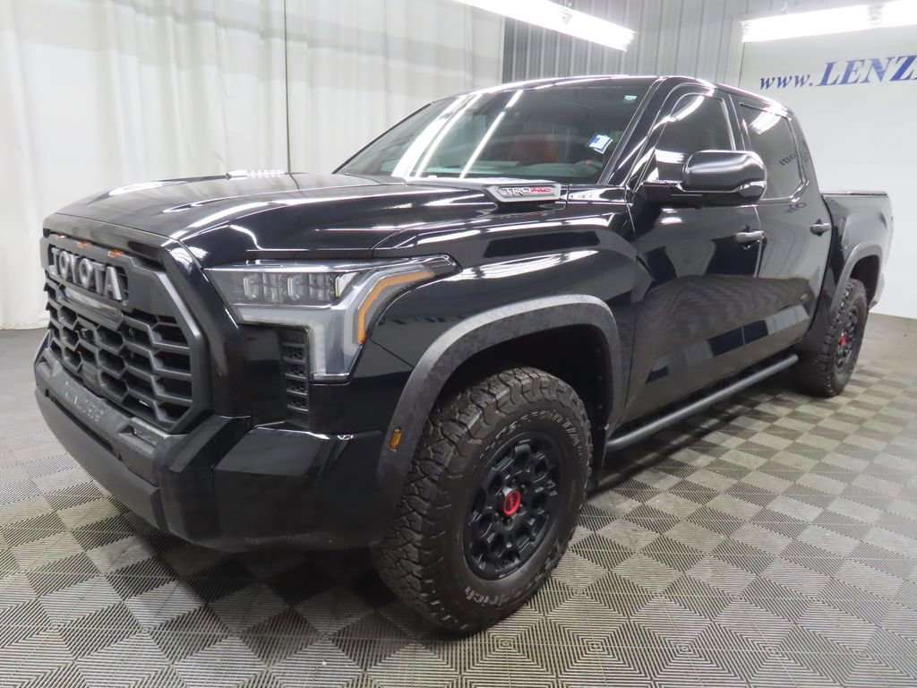 Used 2025 Toyota Tundra Limited AWD/4WD image 7