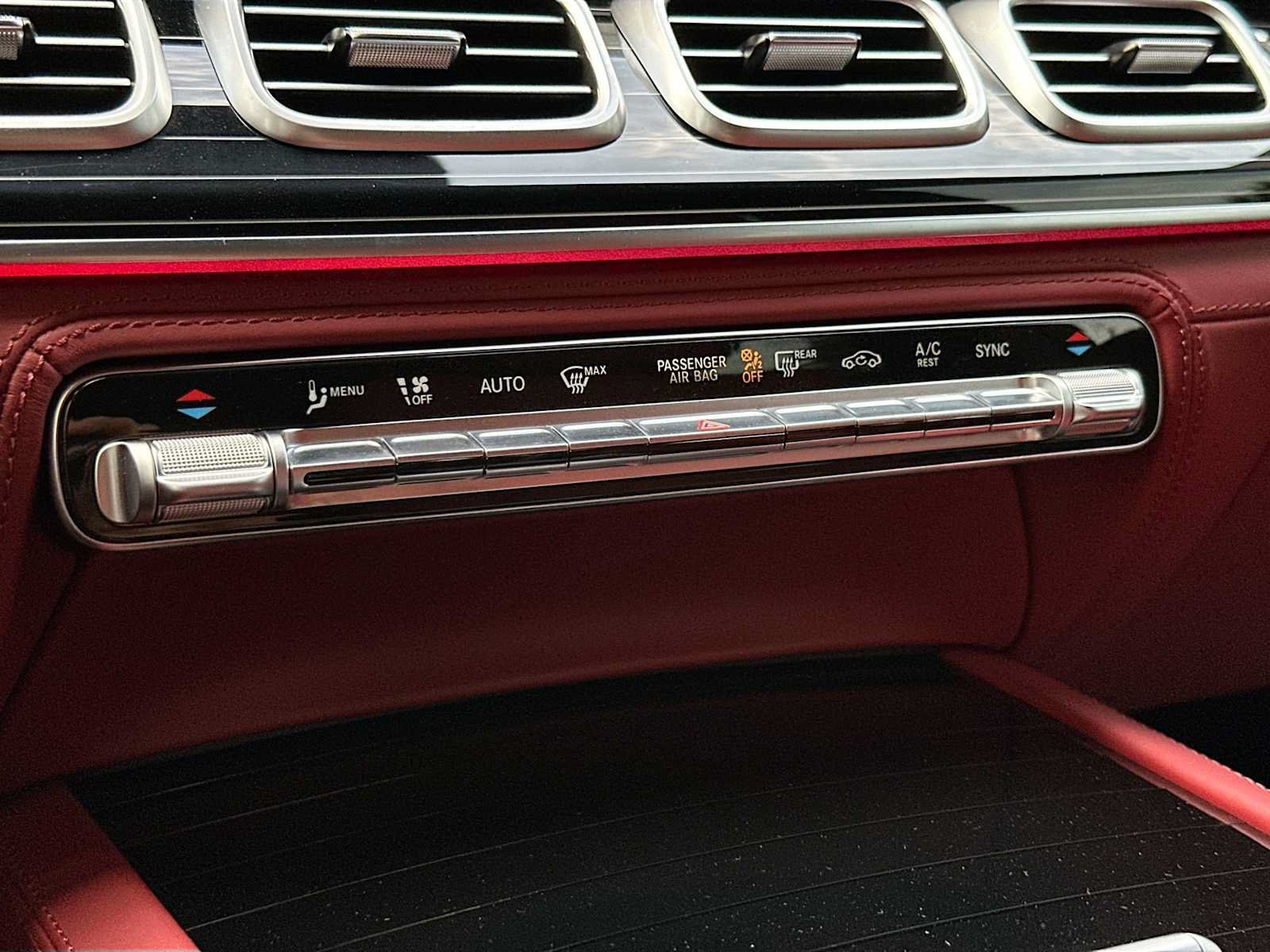 Used 2026 Mercedes-Benz Maybach GLS 600 4MATIC image 16