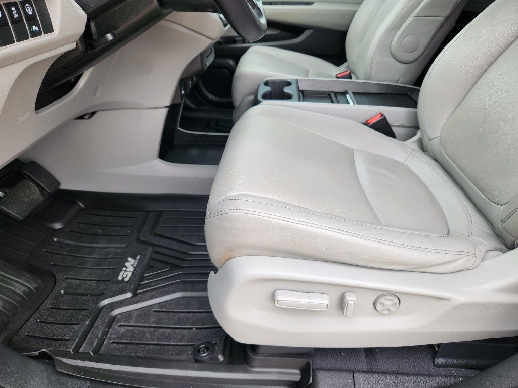 Used 2022 Honda Odyssey Touring image 15