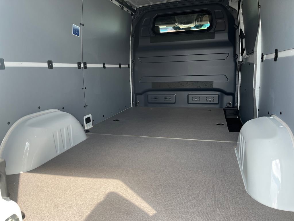 New 2025 Mercedes-Benz Sprinter 2500 image 10