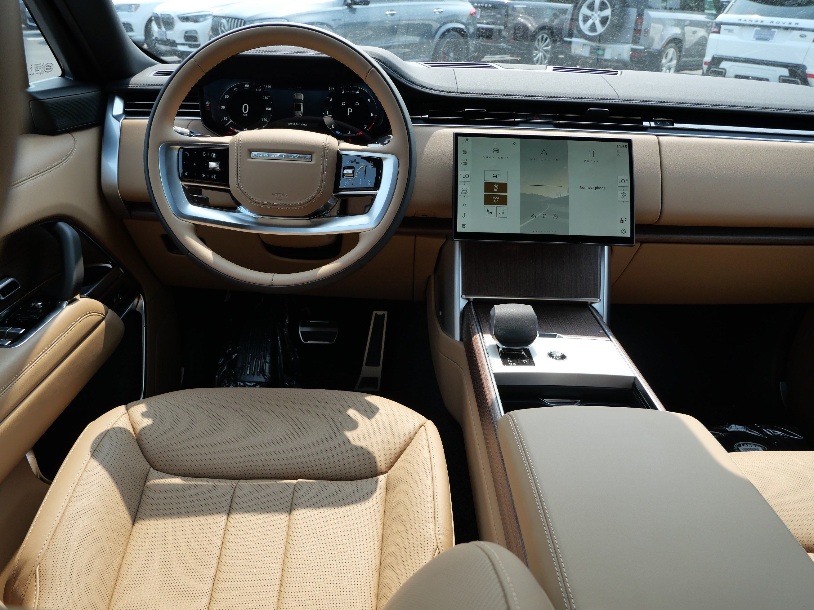 New 2026 Land Rover Range Rover SE AWD/4WD image 8