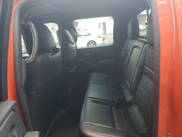 Certified 2025 Nissan Frontier PRO-4X w/ Pro Premium Package AWD/4WD image 9