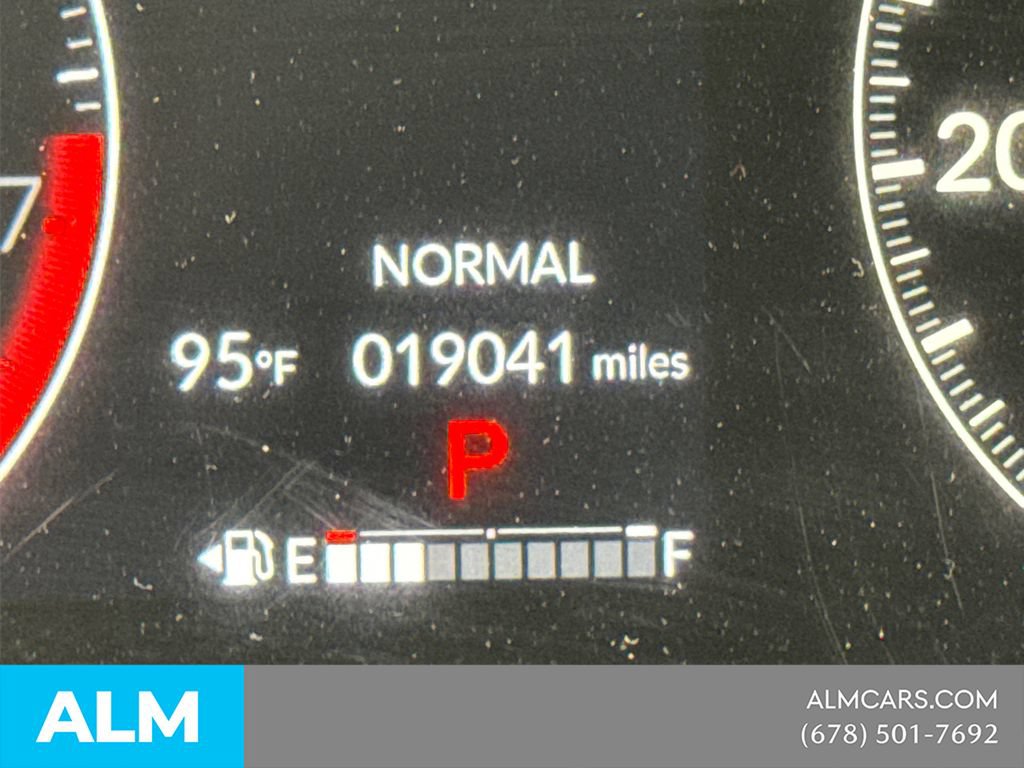 Used 2025 Honda HR-V LX image 30