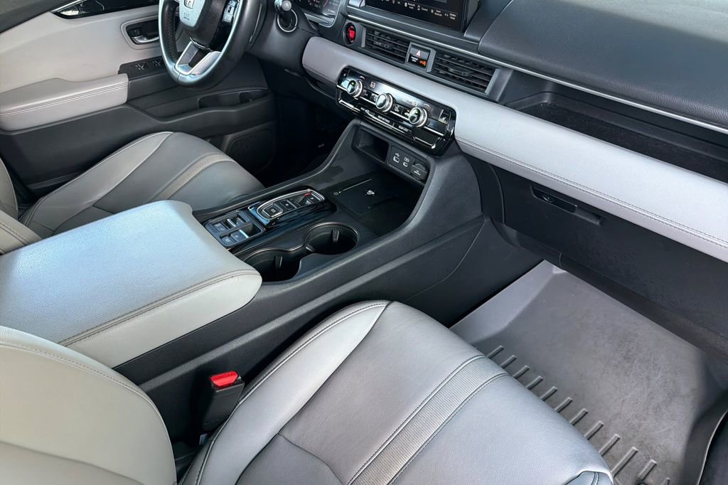 Used 2023 Honda Pilot EX-L image 15