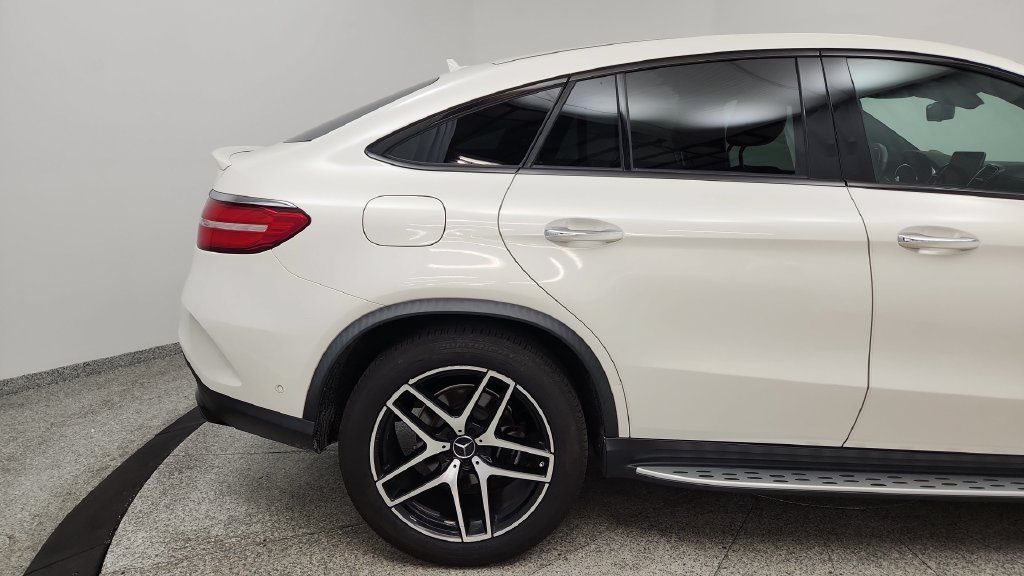 Used 2019 Mercedes-Benz GLE 43 AMG 4MATIC Coupe image 14