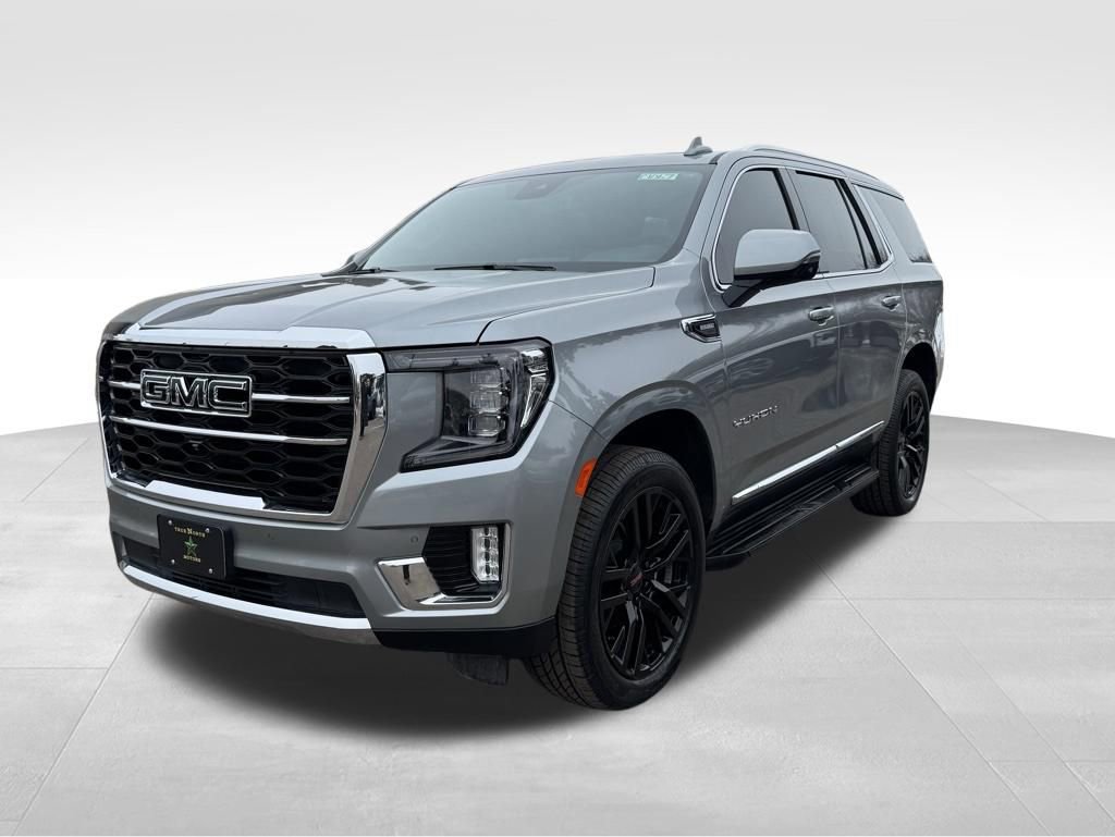 Used 2024 GMC Yukon SLT w/ SLT Luxury Package image 2