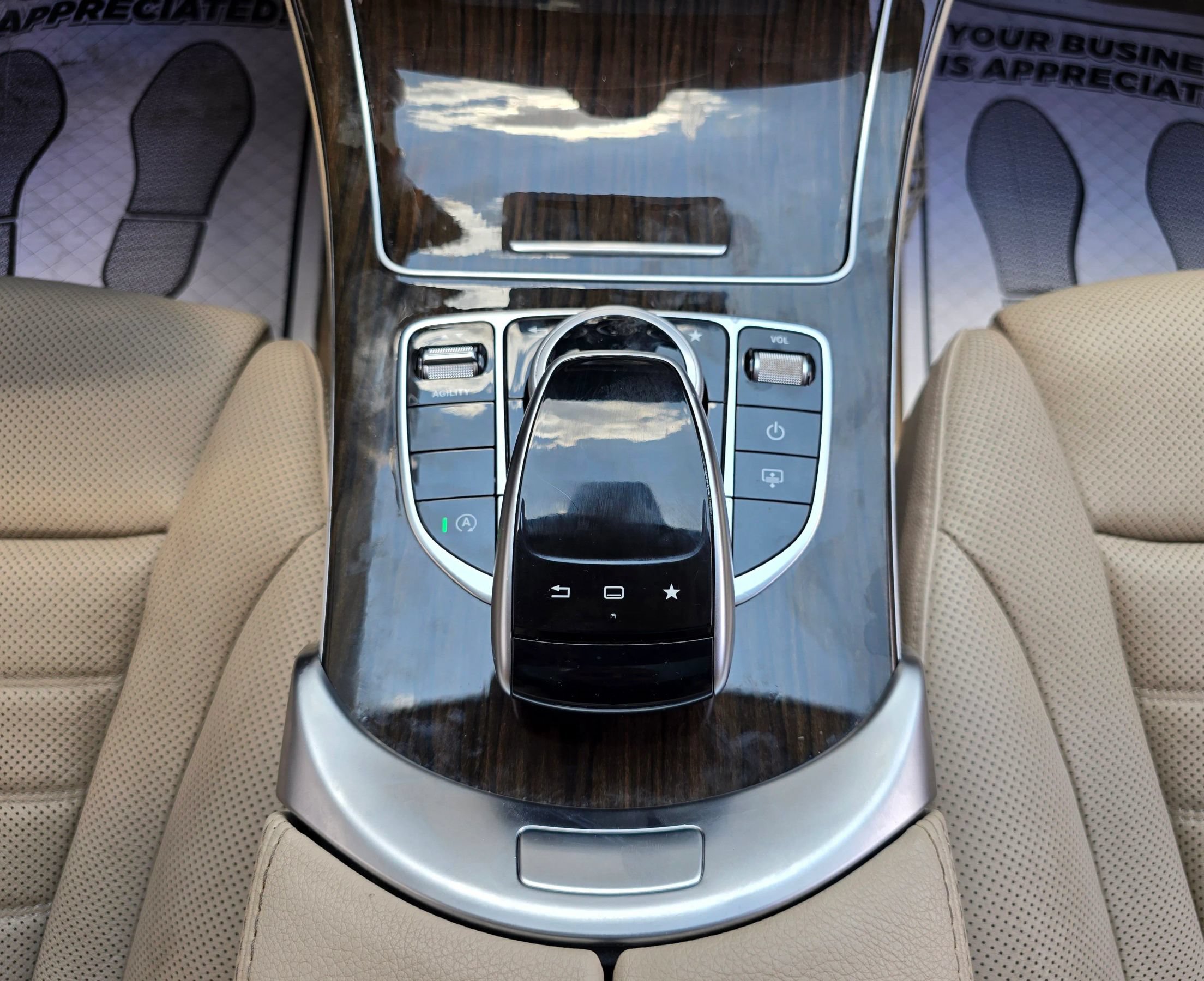 Used 2015 Mercedes-Benz C 300 Sedan image 39