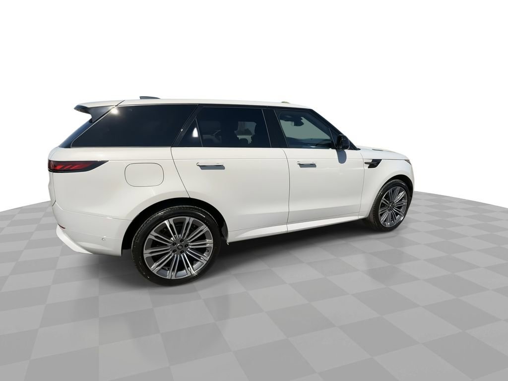 Used 2025 Land Rover Range Rover Sport Dynamic SE image 8